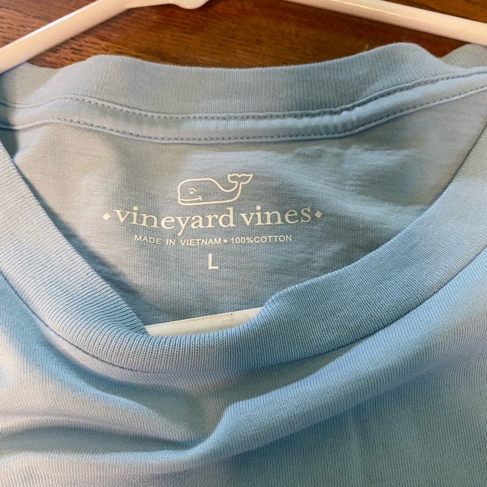 Vineyard Vines men’s long sleeve- size L - Picture 7 of 7